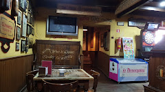 Bar The Old Tavern