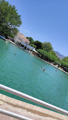 piscina termal gratis. Balsa de Cela