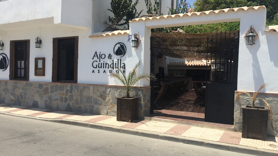 Asador Ajo y Guindilla