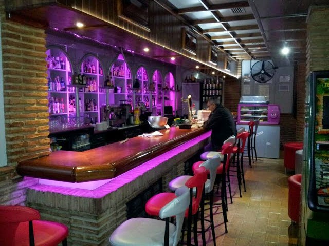 Cafetería Pub Aujar