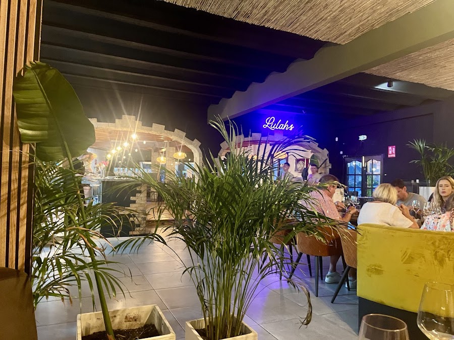 Cha Cha Bistro Bar Alcalali