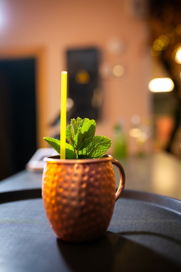 Desti Lounge