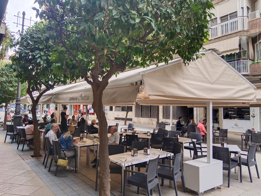 Nelson - Restaurante Cafetería