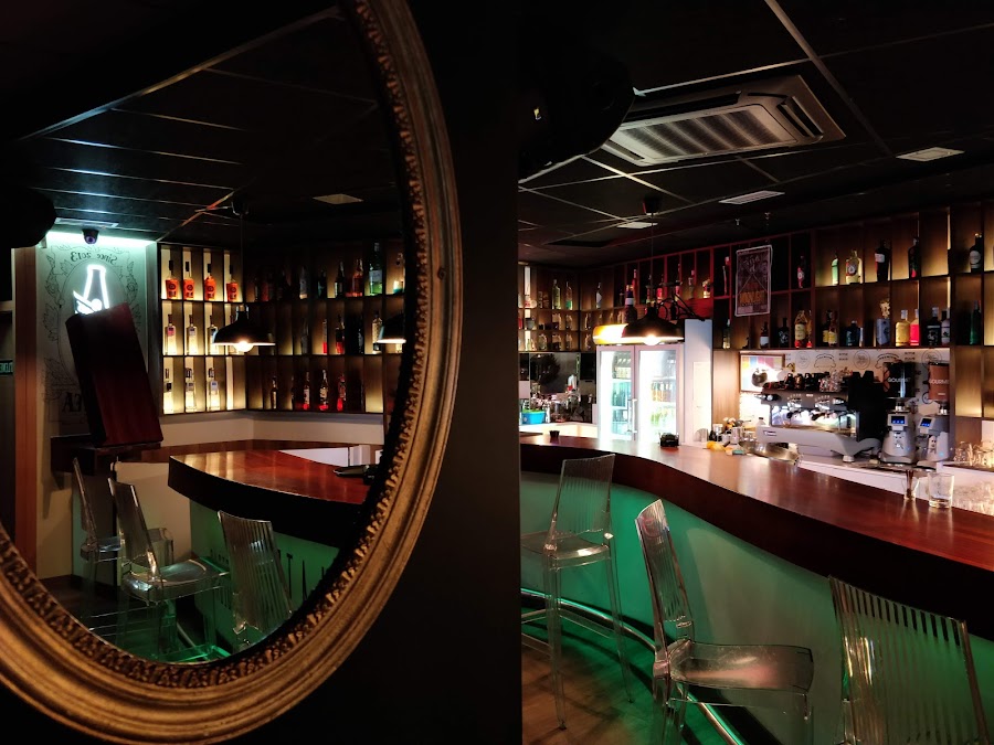 Platea Loungebar