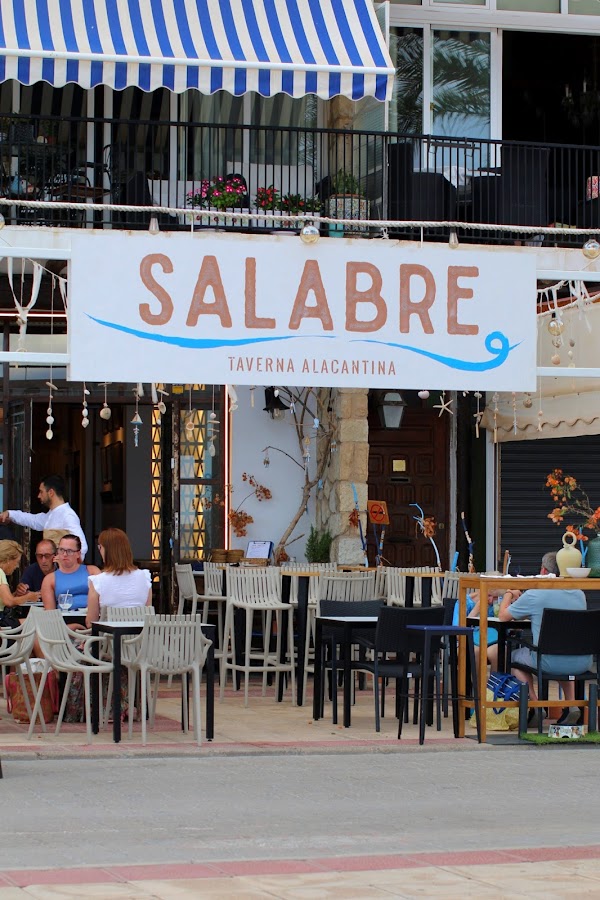 Salabre Taverna Bar