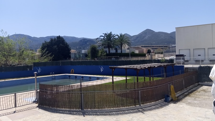 Tennis Club