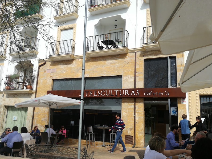 TRESCULTURAS Restaurante